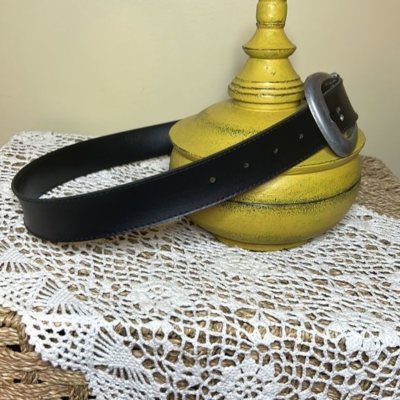 Black belt women’s with muted silver buckle B13 - Picture 3 of 9